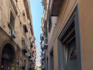 3-room flat via Ferdinando Palasciano, Chiaia, Naples