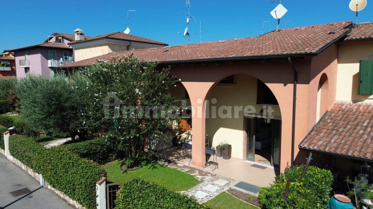 Villetta a schiera in vendita a Valeggio sul Mincio