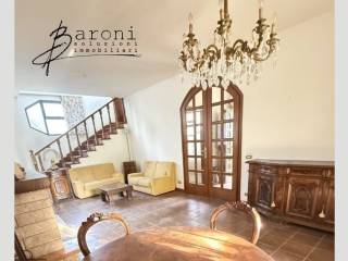 Salone
