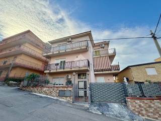 4-room flat via Francesco Melendez 41, Ciaculli, Palermo