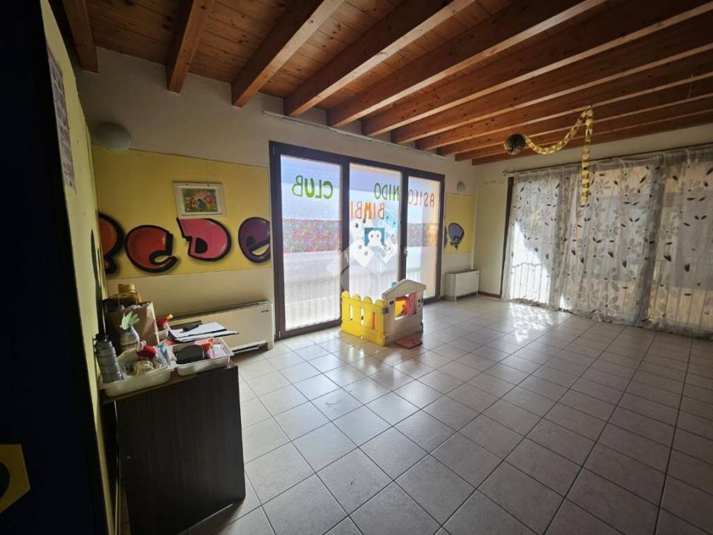 Interno non residenziale