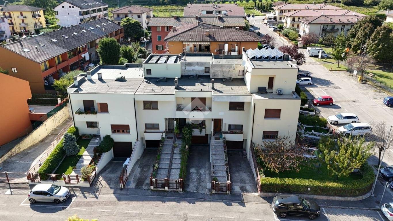 Villetta a schiera in vendita a Lavagno