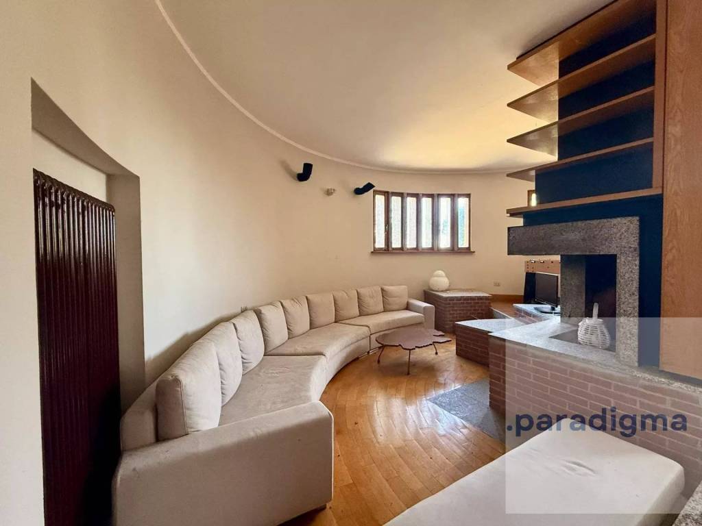 Salone