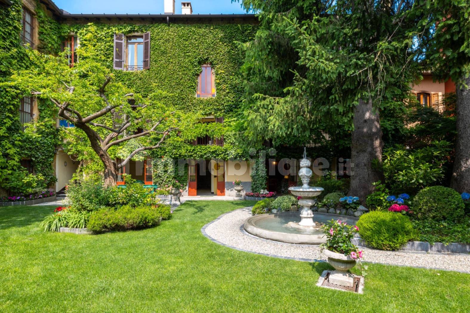 Casa indipendente in vendita a Alta Valle Intelvi