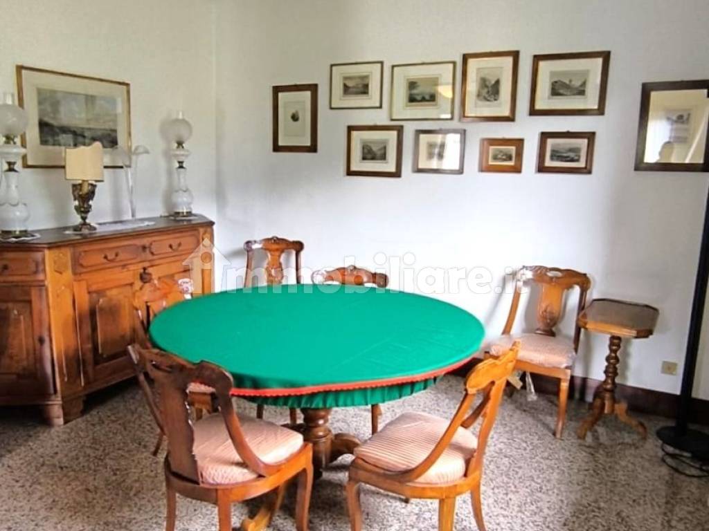 Salone