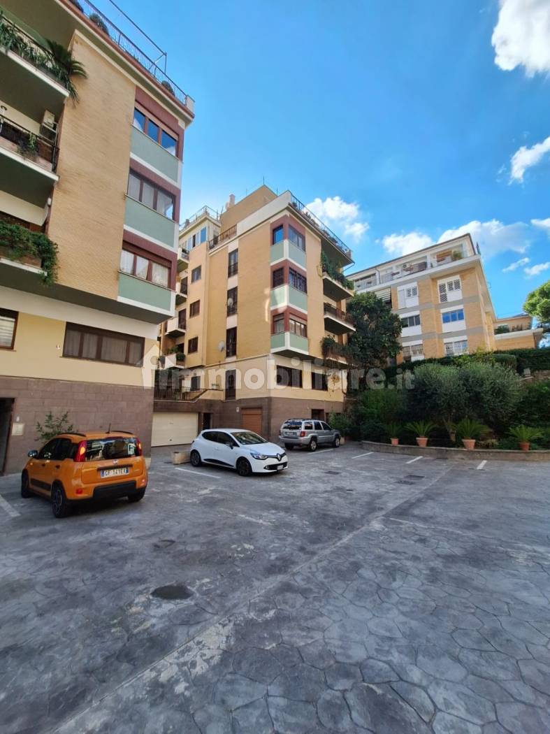 Appartamento in vendita a Roma