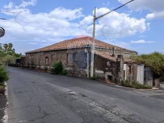 Country house via Nuovalucello 268, Catania