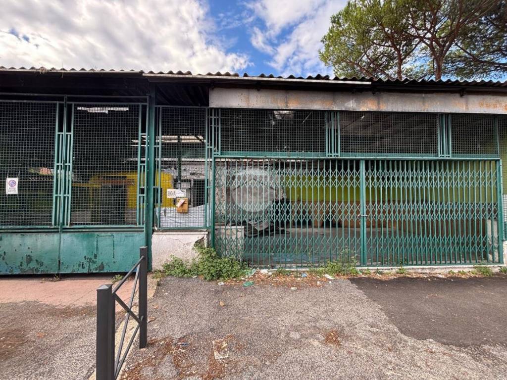 Monolocale via Appia Pignatelli, Quarto Miglio, Roma