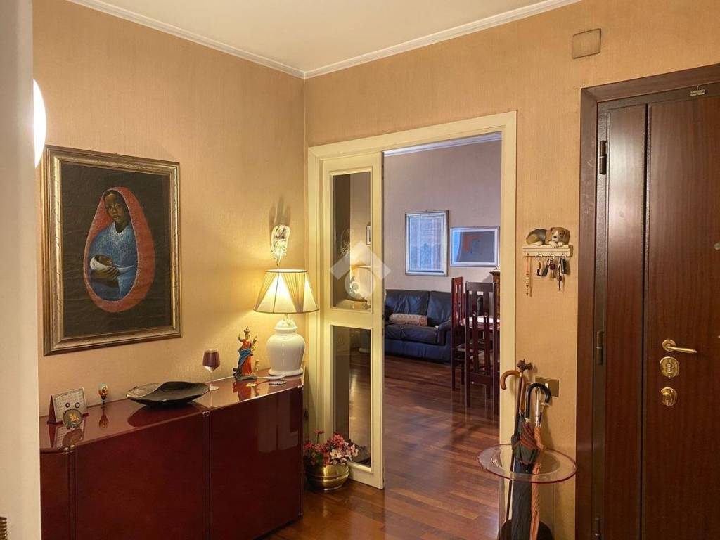 Trilocale via Genzano 83, Colli Albani, Roma