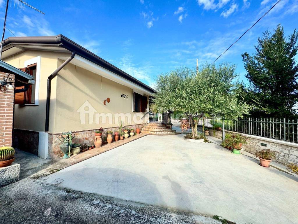 Villa unifamiliare via Pezze d'Ischia, Ceccano — foto 2