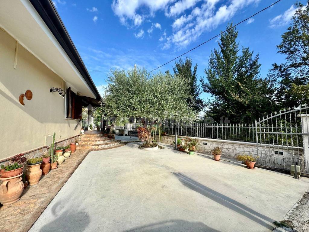 Villa unifamiliare via Pezze d'Ischia, Ceccano — foto 3