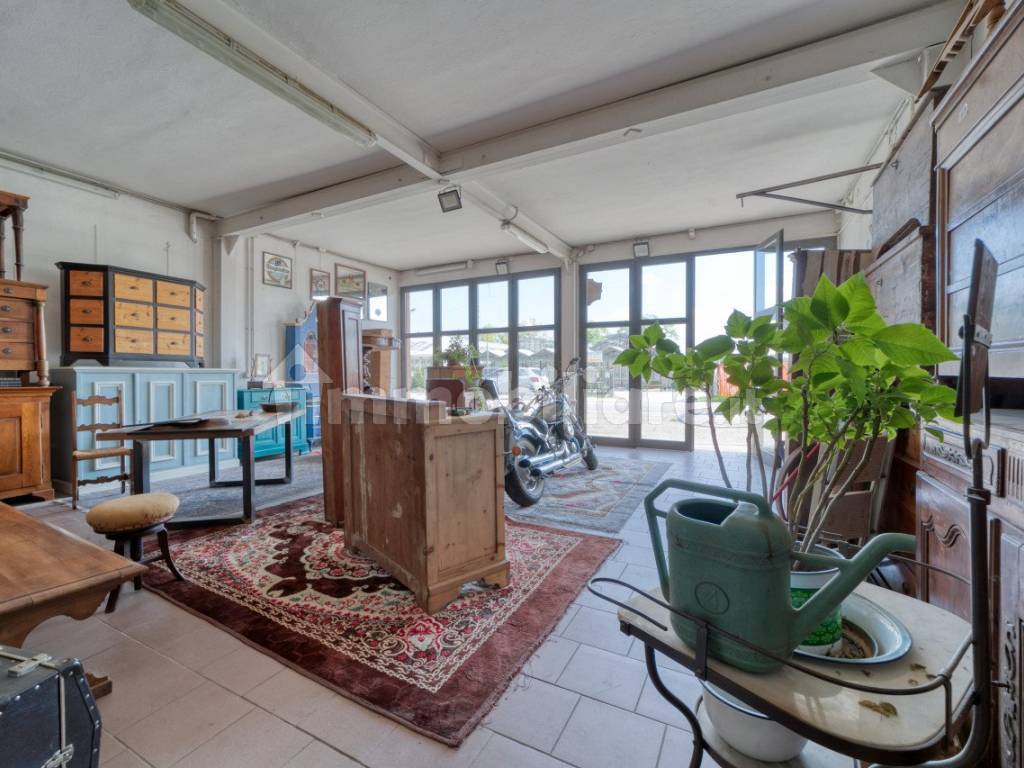 Interno non residenziale