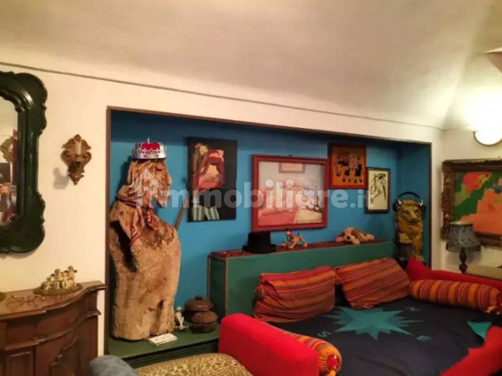 Salone