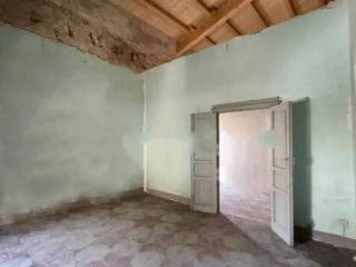 Stanza non arredata