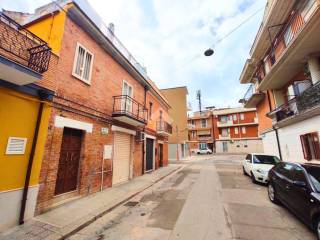 Zona