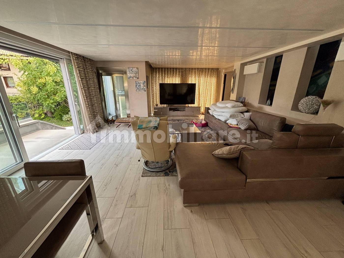 Villa in vendita a Bardolino