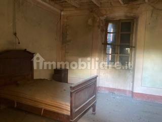 Stanza non arredata