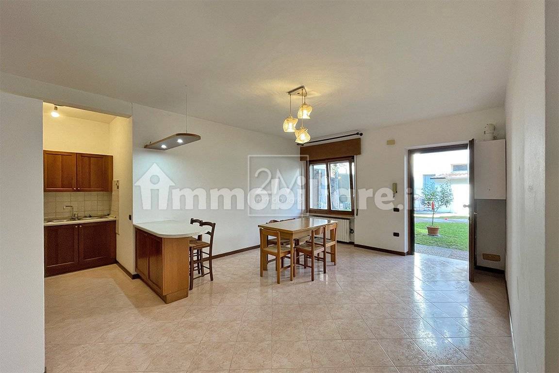 Appartamento in vendita a Villafranca di Verona