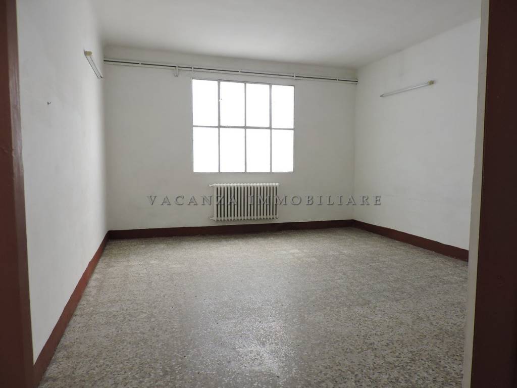 Stanza non arredata