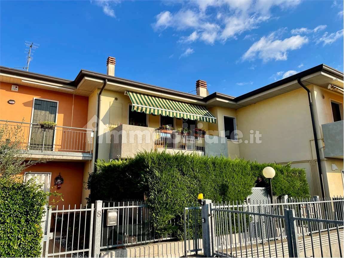 Appartamento in vendita a Villafranca di Verona