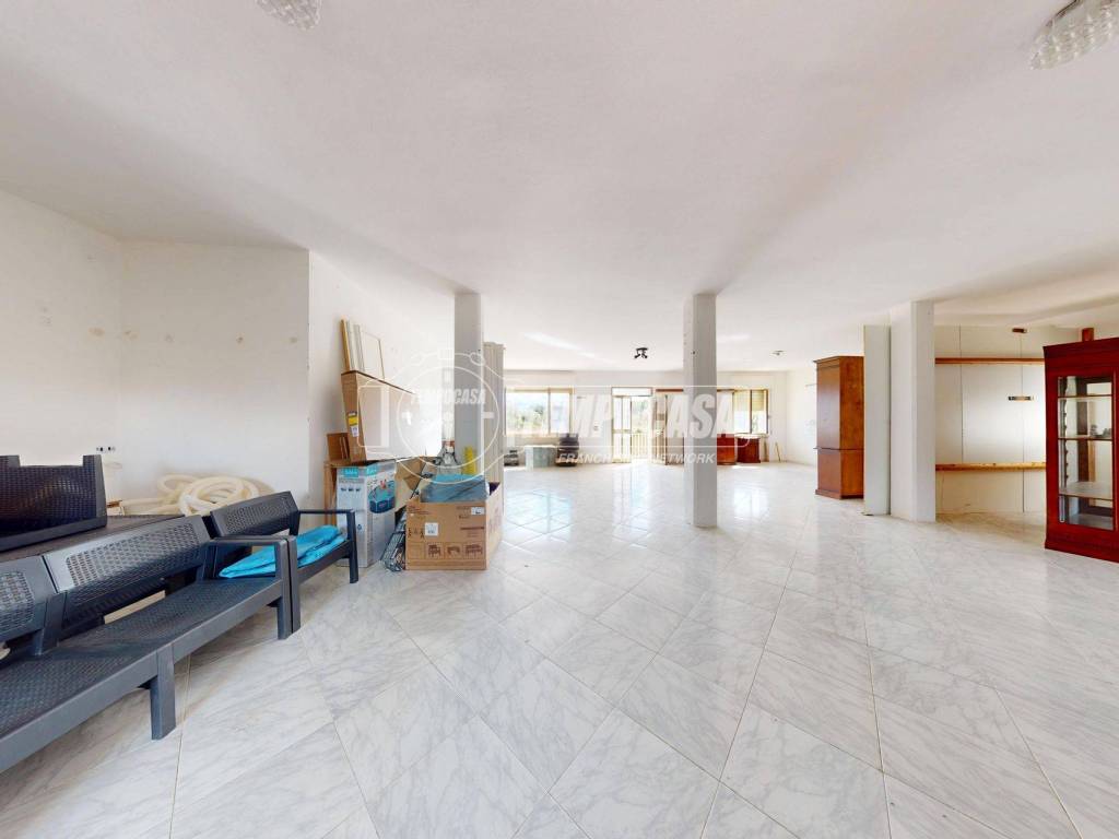 Salone