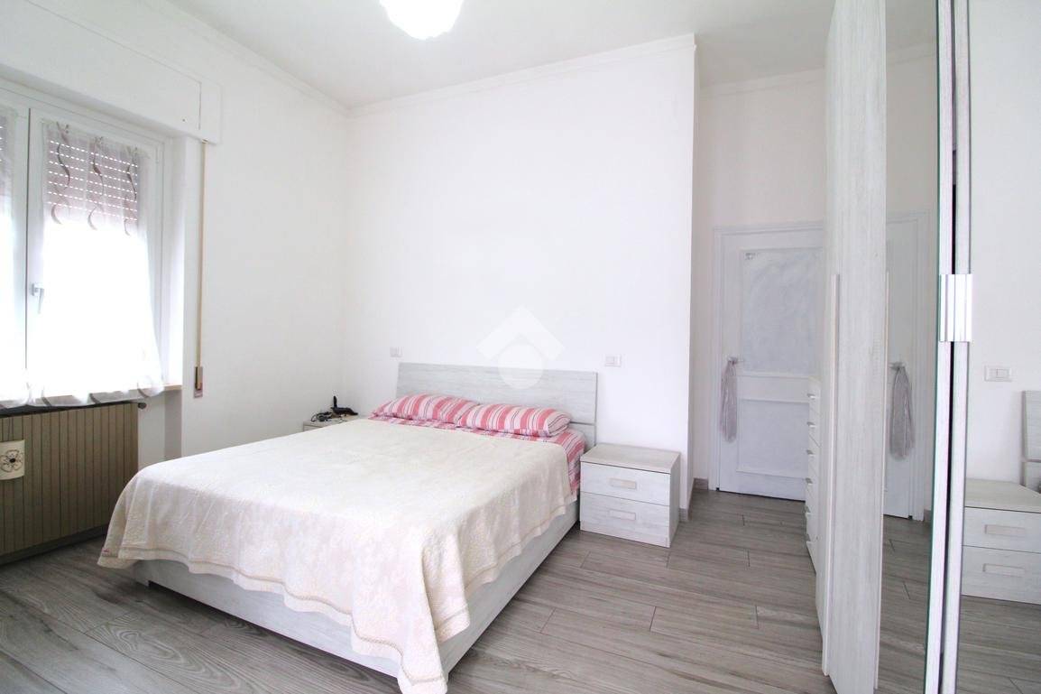 Four-Room Apartment in Terni, Maratta Area - 4