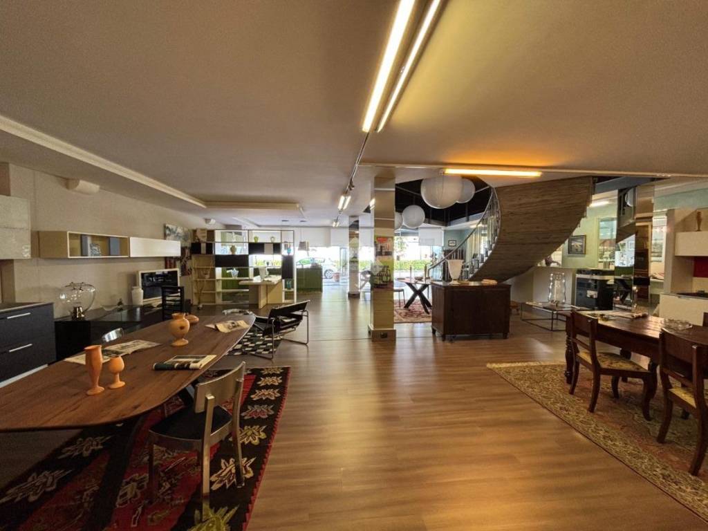 Interno non residenziale