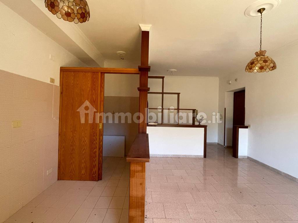 Vendita Appartamento Norma Quadrilocale In Via Capo Dell Acqua 5 Da vendita-appartamento-norma-quadrilocale-in-via-capo-dell-acqua-5-da
