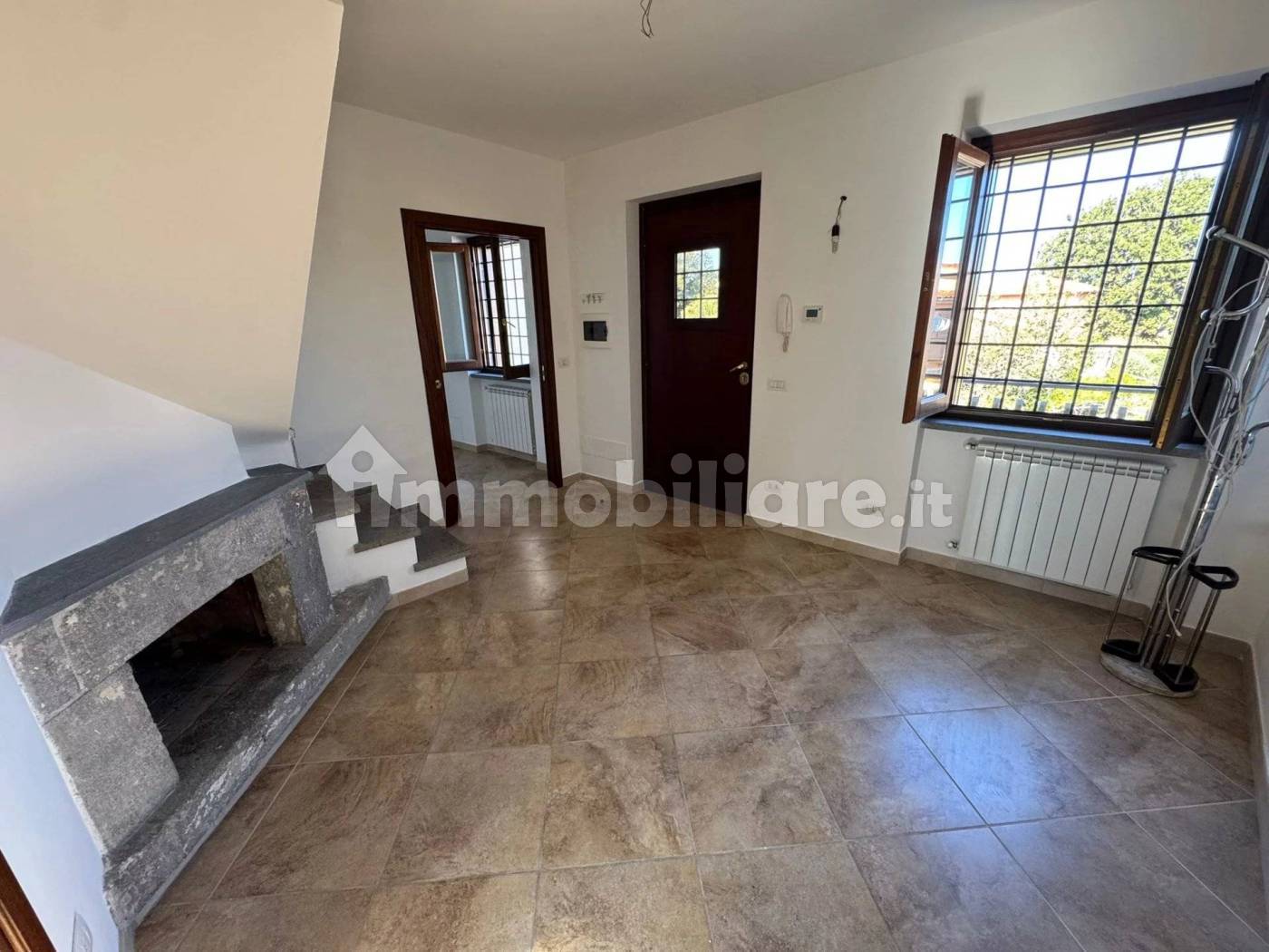 Appartamento in vendita a Anguillara Sabazia