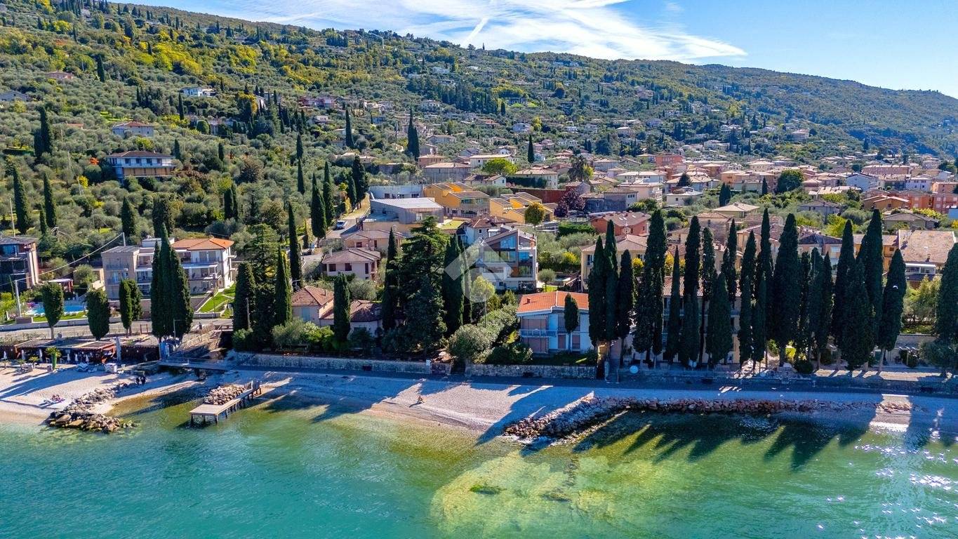Appartamento in vendita a Torri del Benaco