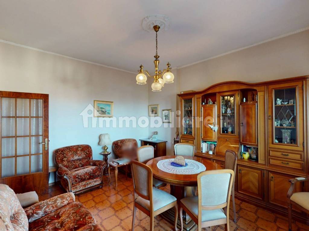 Salone