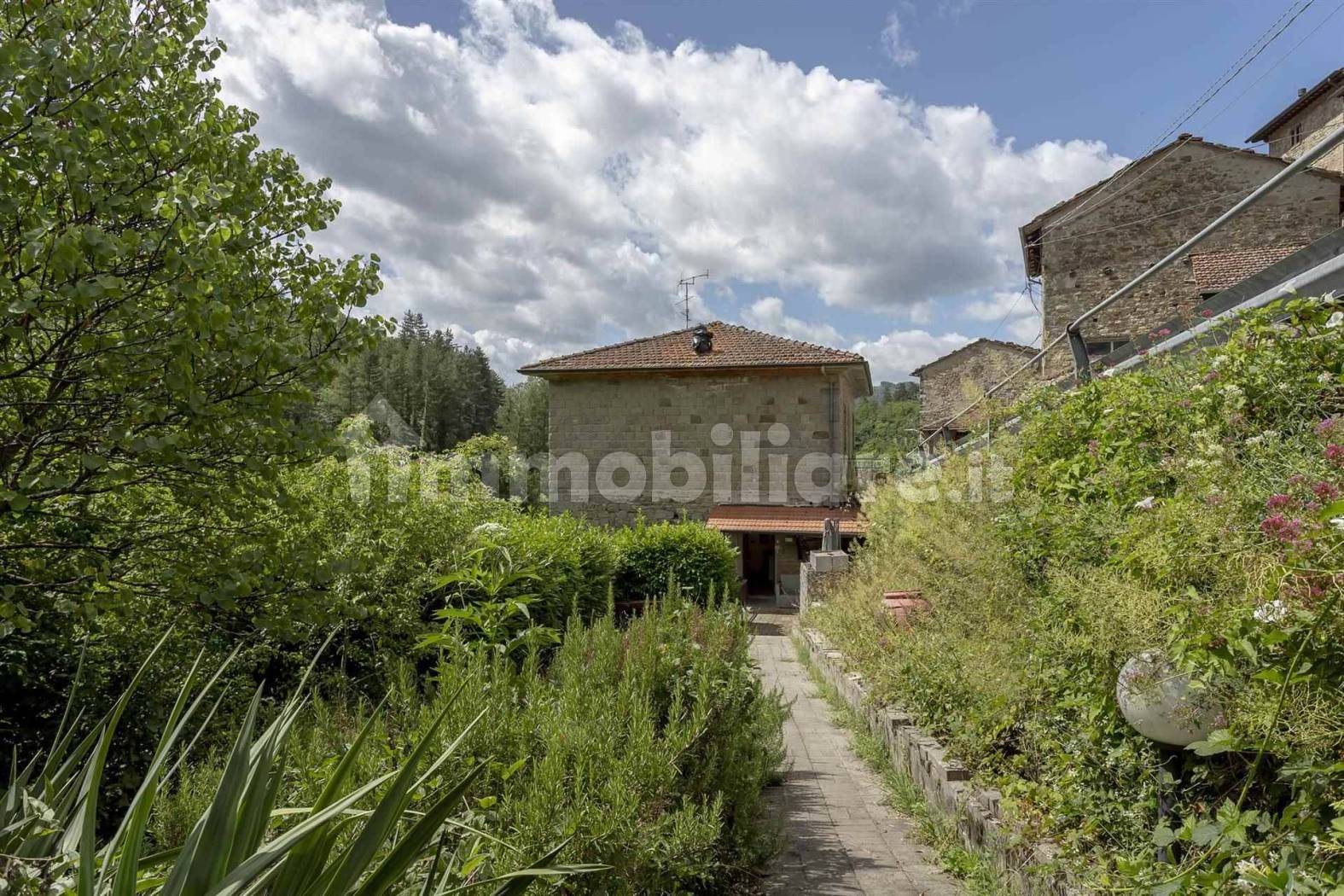 Appartamento in vendita a Pratovecchio e Stia