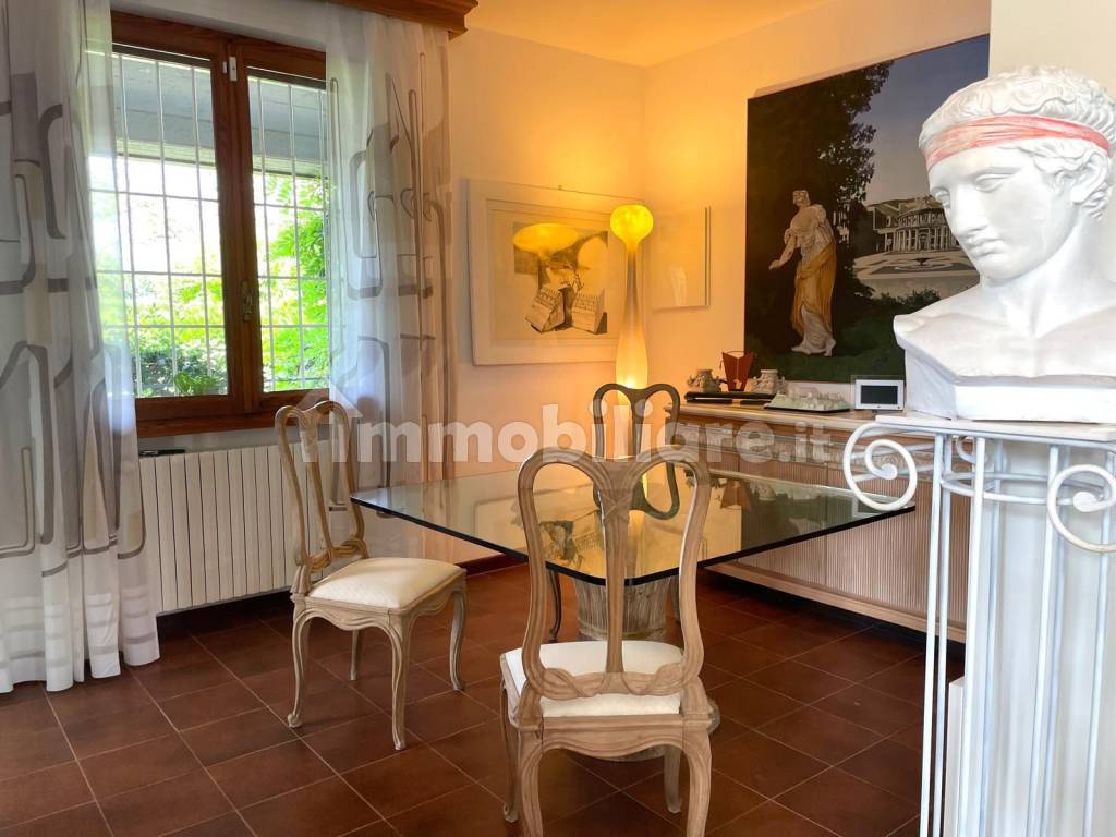 Salone