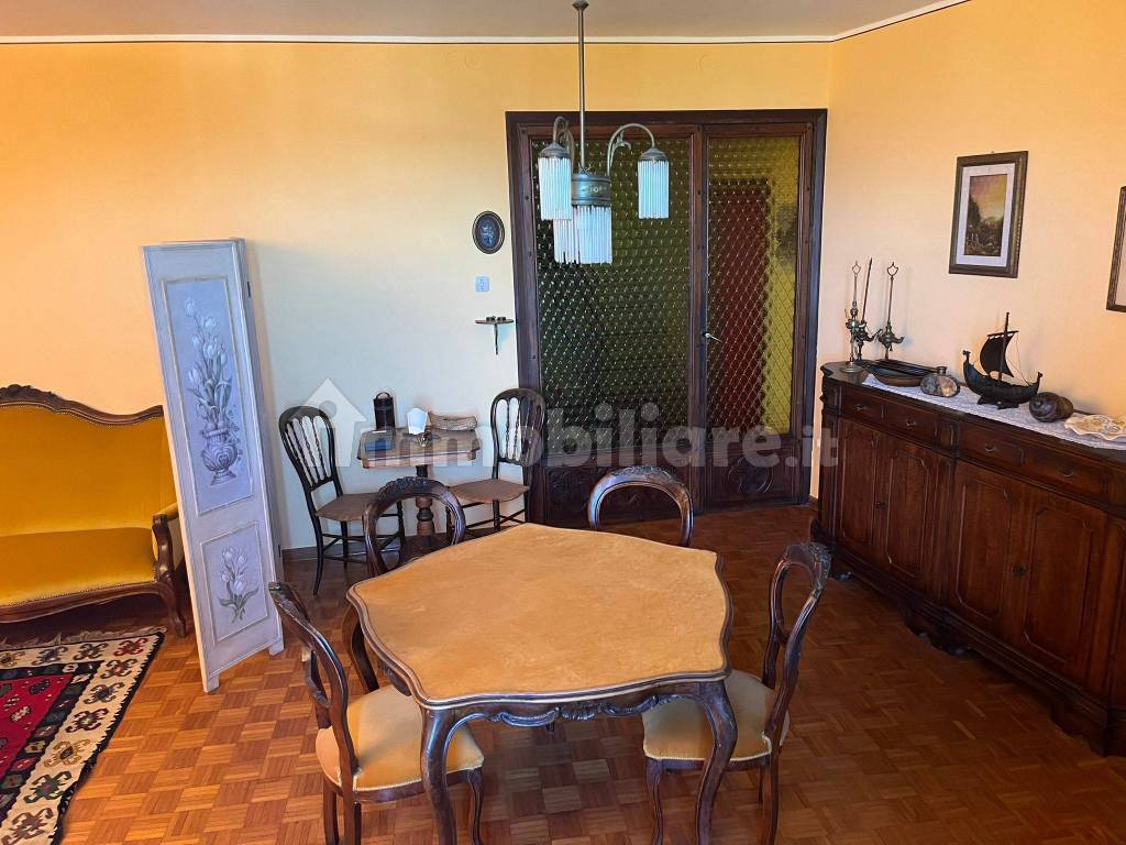 Salone