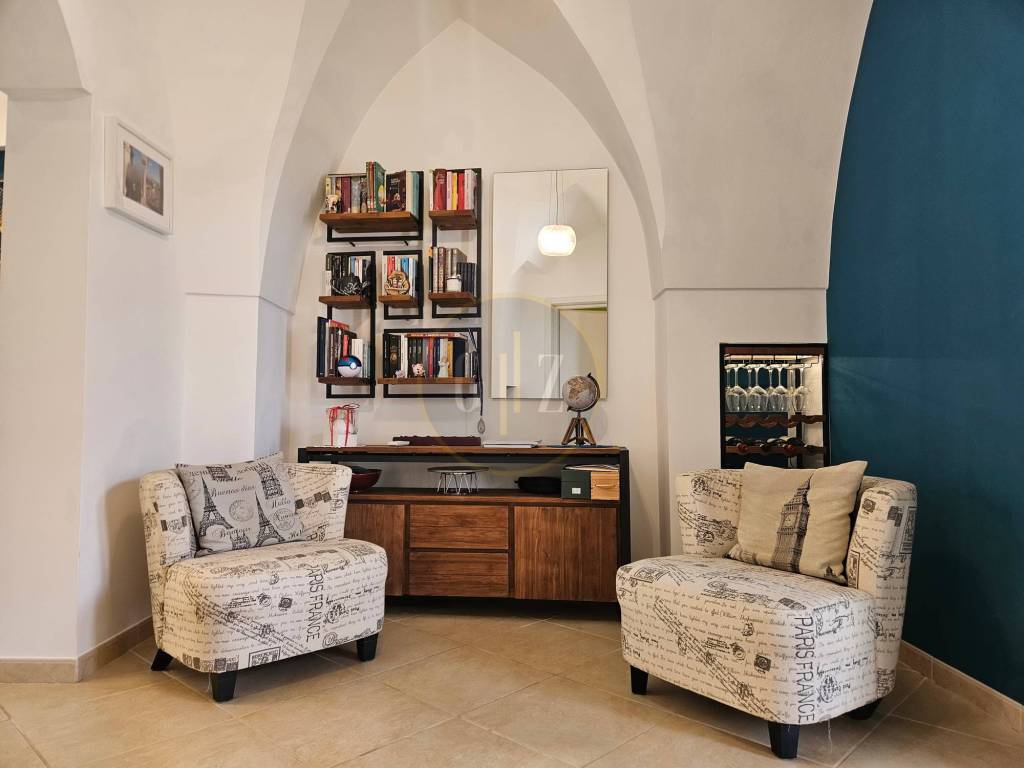 Salone