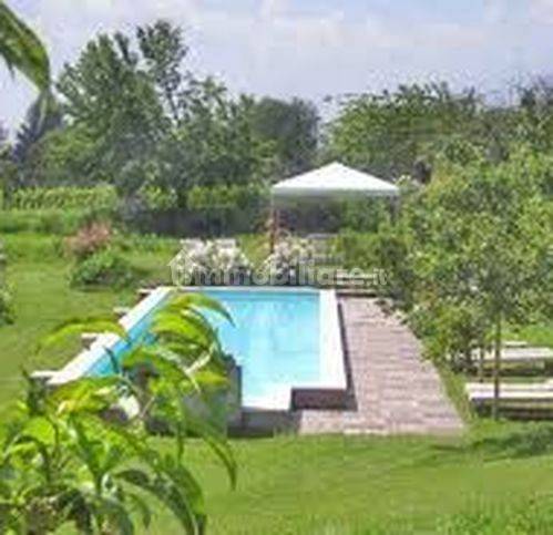 Palazzo - Edificio in vendita a Linguaglossa