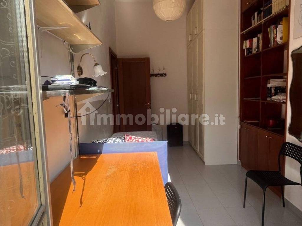 Stanza singola in Crocetta, foto 4 di 21