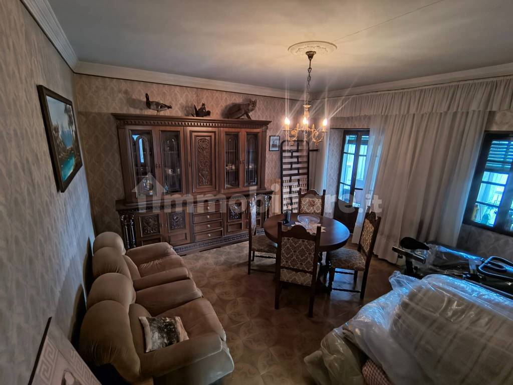 Salone