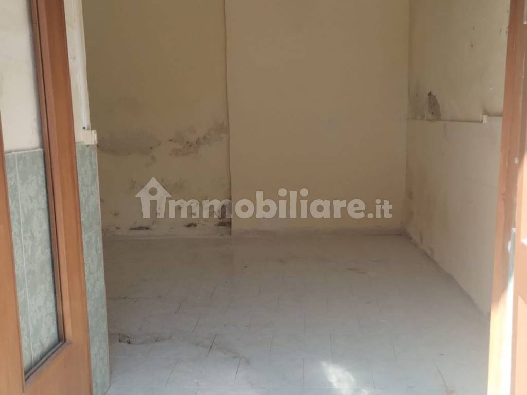 Stanza non arredata