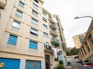 Apartment via Monte Sei Busi 12, Bolzaneto, Genoa