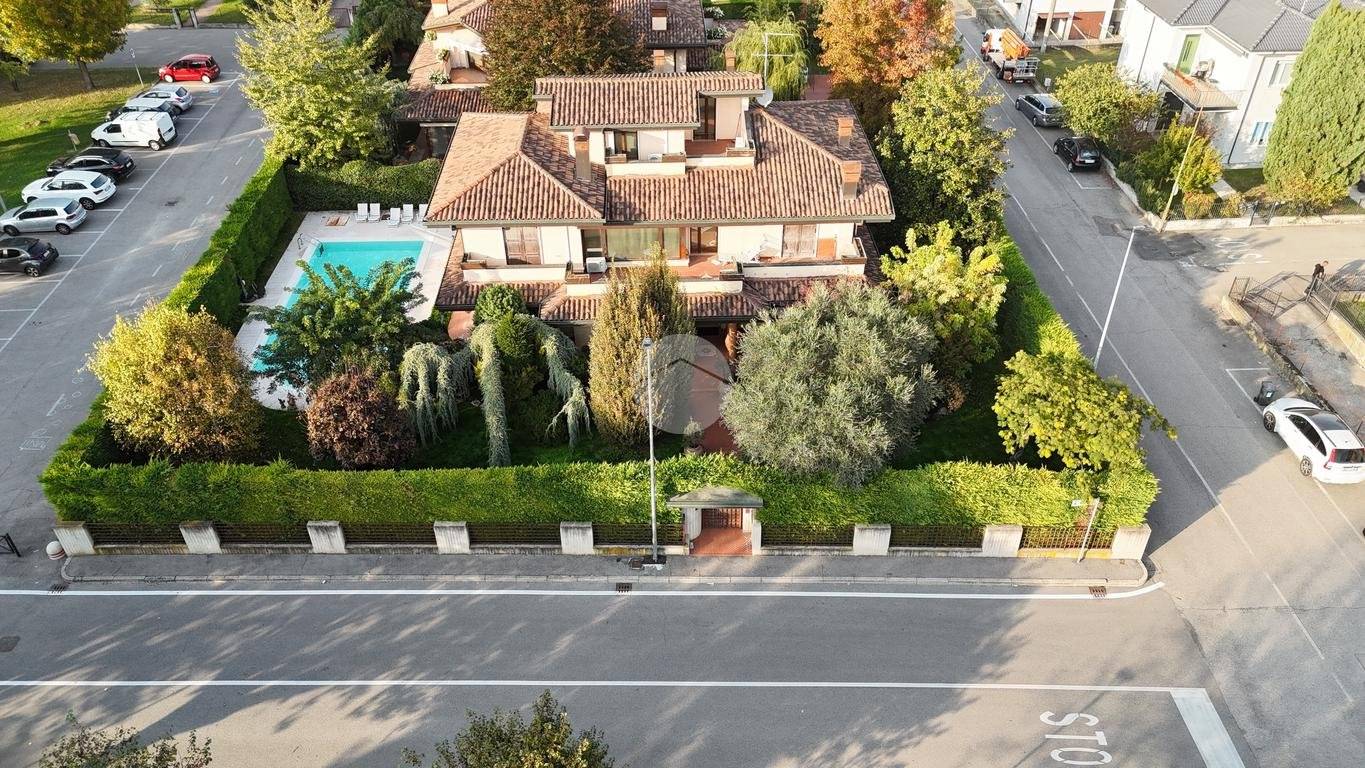 Villa in vendita a Zevio