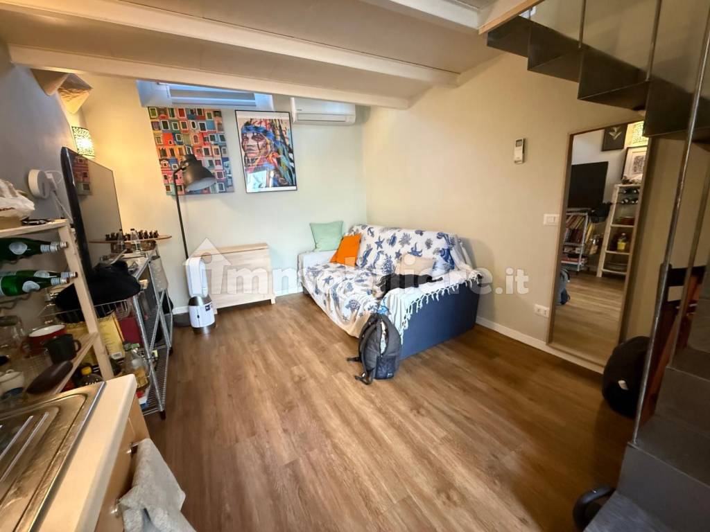 Monolocale via Cardinale Ascanio Sforza 75, Pezzotti - Meda, Milano