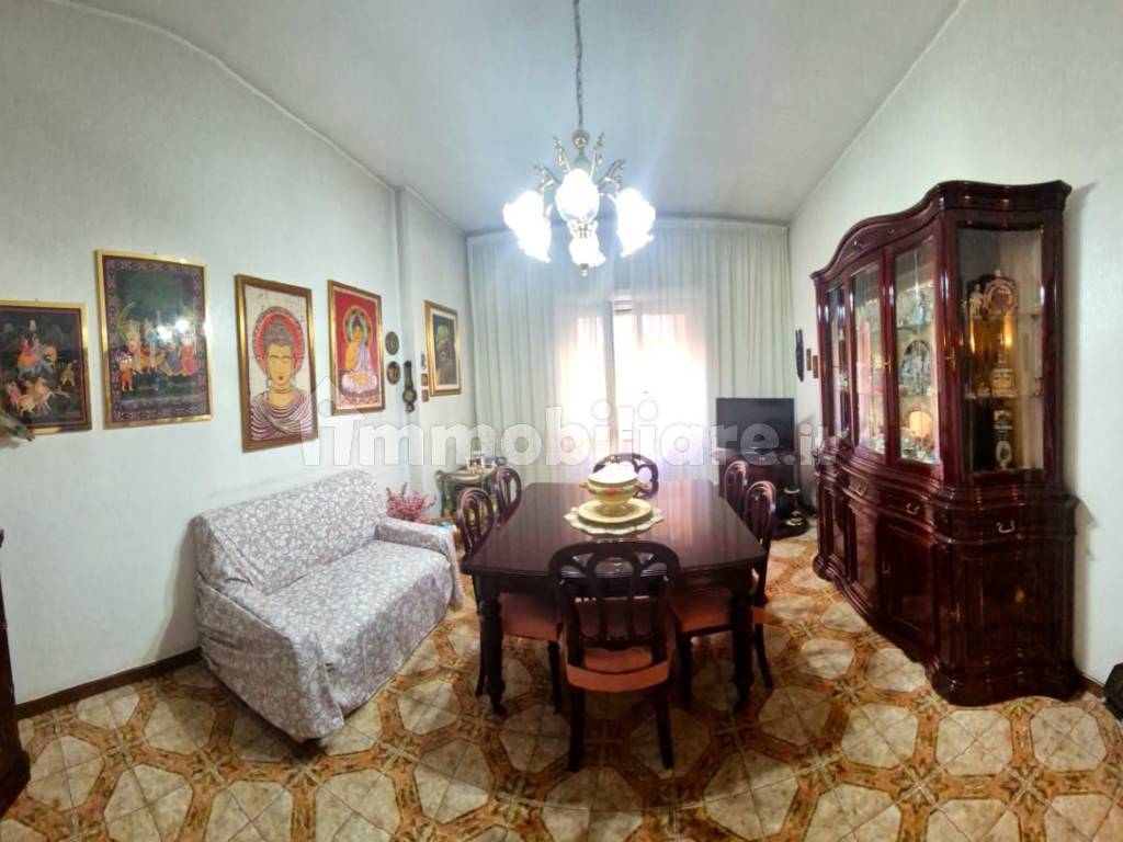 Vendita Appartamento Roma. Quadrilocale, Buono stato, con balcone ...