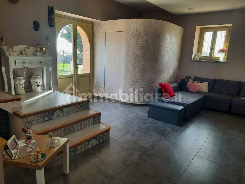 Salone