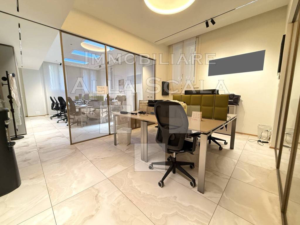 Ufficio - Studio via dei Piatti, Milano, Rif. 124215325 - Immobiliare.it