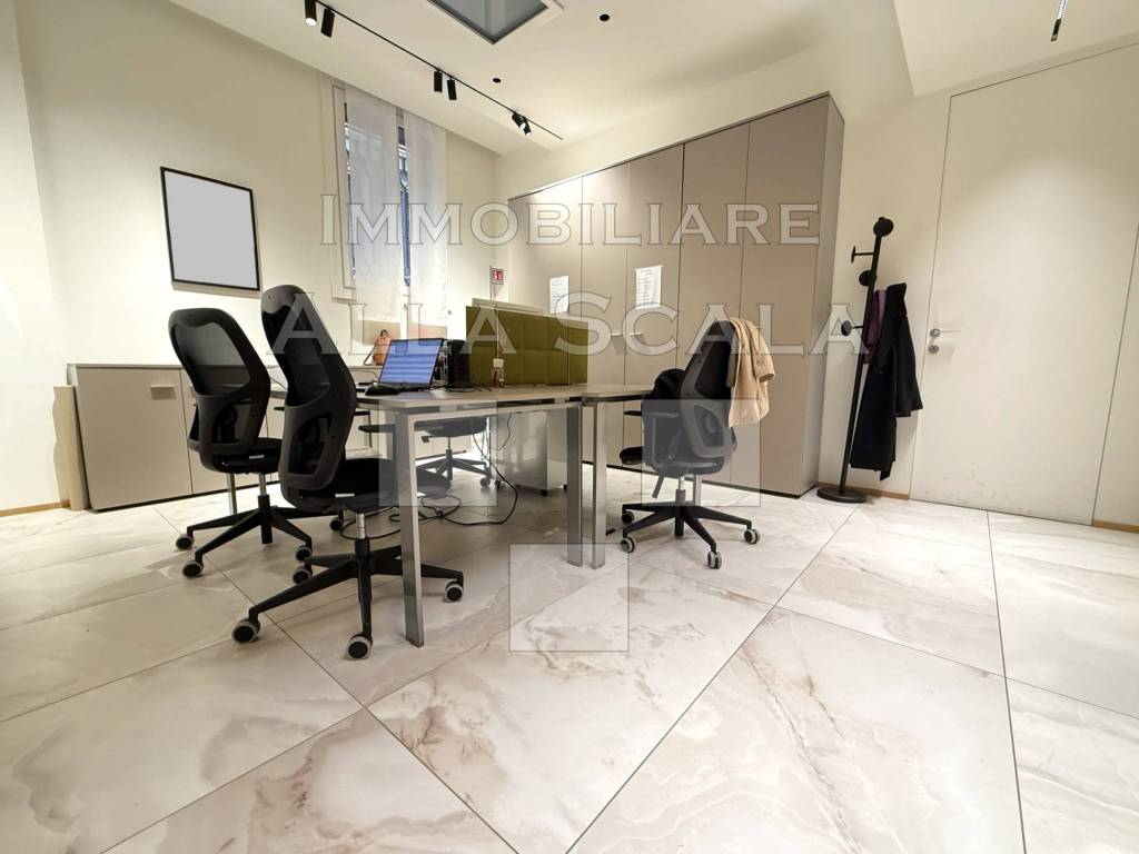 Ufficio - Studio via dei Piatti, Milano, Rif. 124215325 - Immobiliare.it