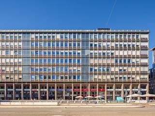 4-room flat piazza della Repubblica, Repubblica, Milan