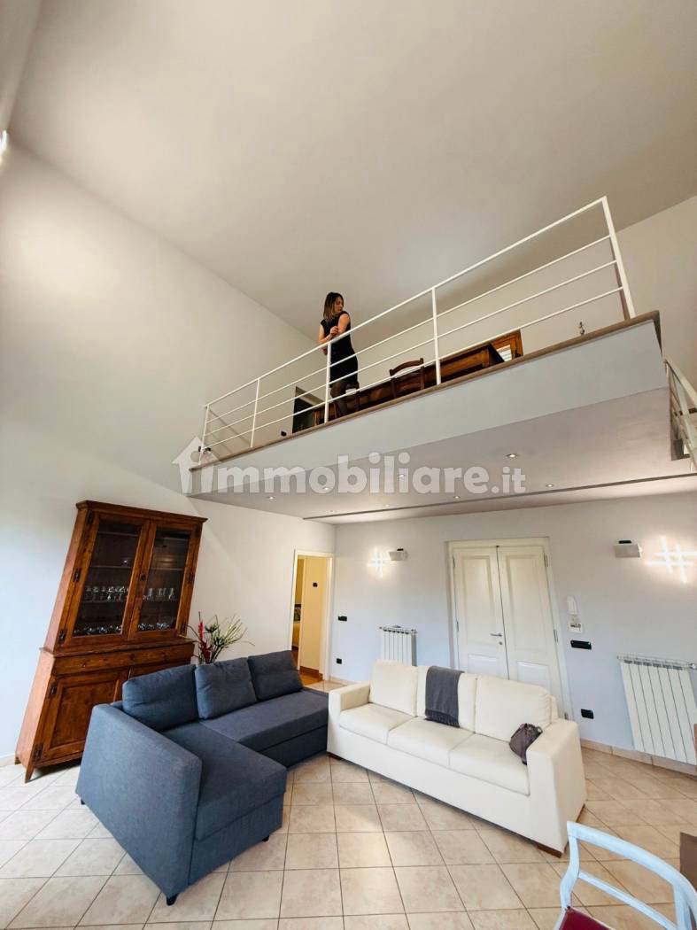 Villa in vendita a Figline e Incisa Valdarno