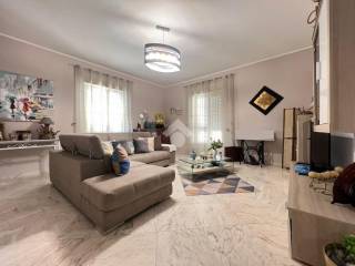 4-room flat via Francesco Milo Guggino 105, Acqua dei Corsari, Palermo