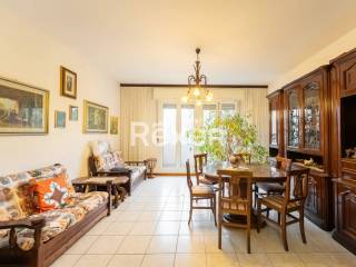 3-room flat via Appennini, 107, Gallaratese, Milan